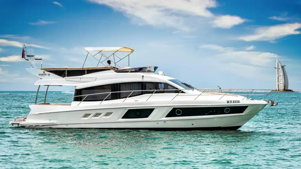 A memorable vacation with Yacht Rental Dubai