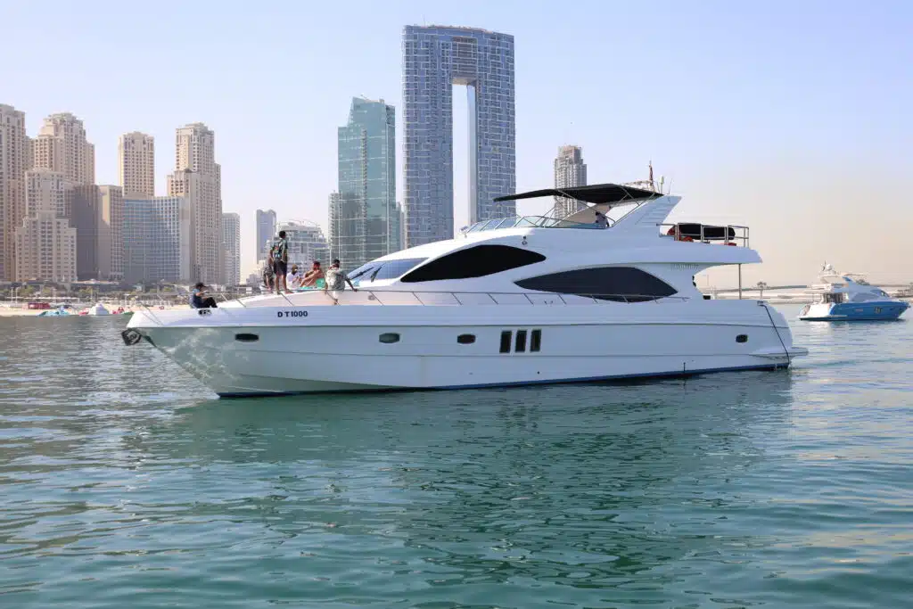 Dubai Yachts