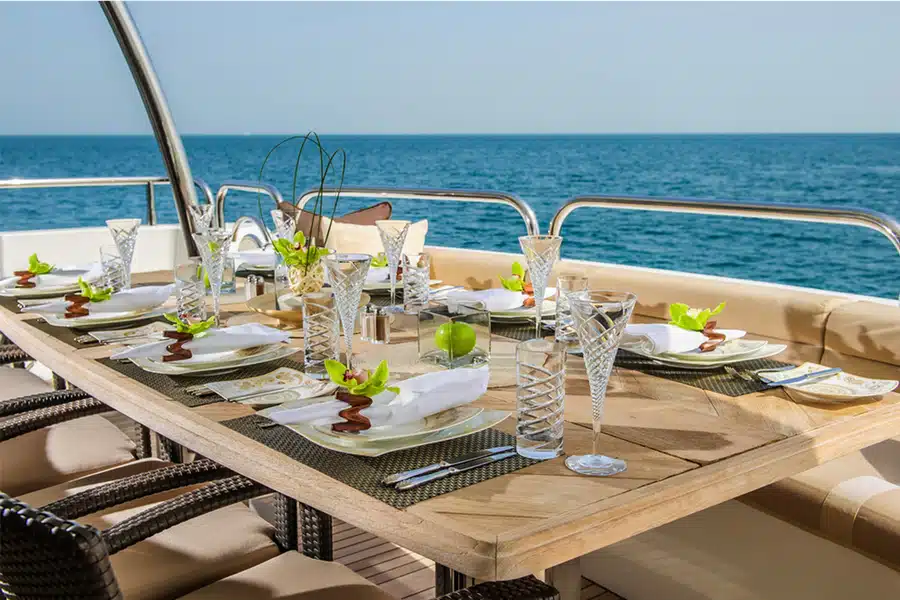 birthday party yacht rental dubai