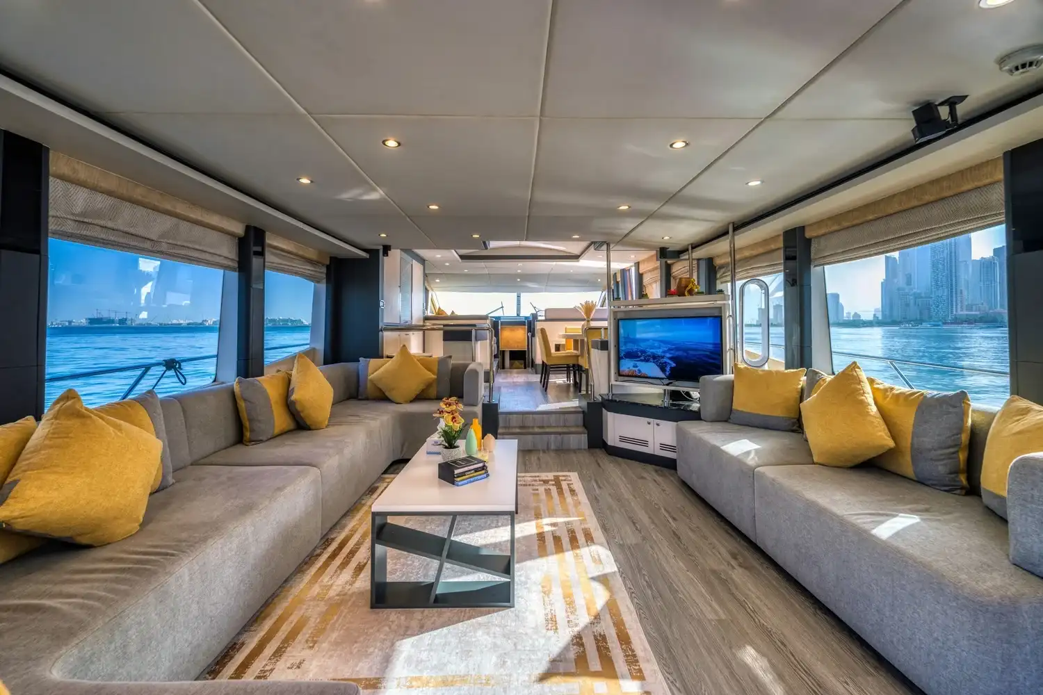 NewYear-yacht-77ft-rental-dubai