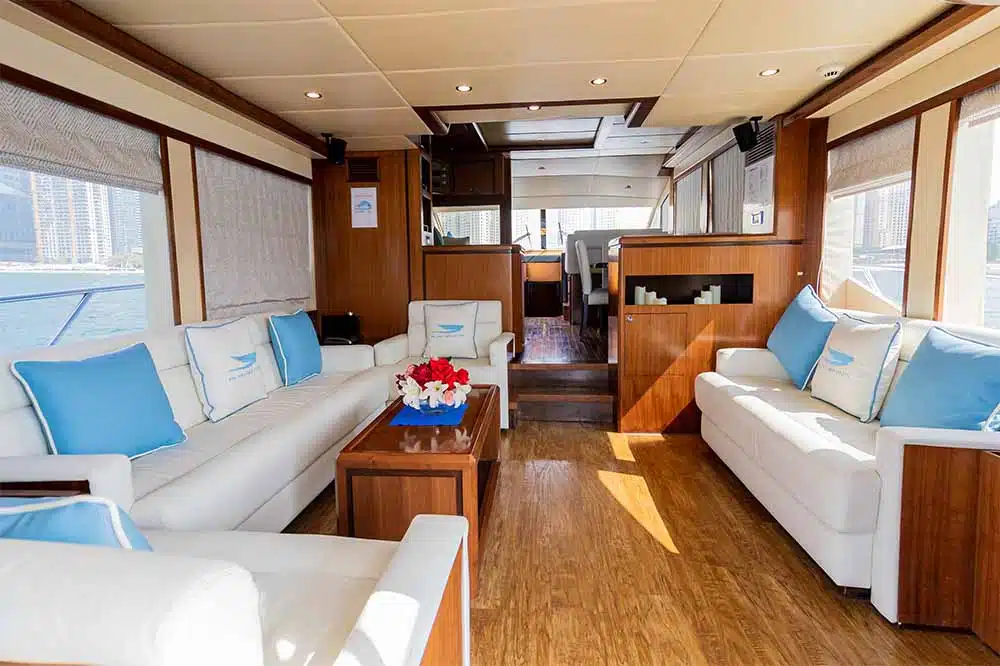 new-year-yacht-rental-bluemoon-64ft